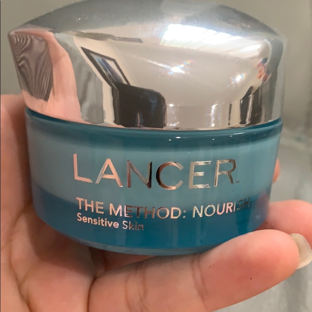 Lancer the method: Nourish sensitive skin